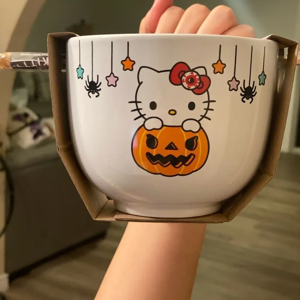 Hello Kitty Dining Bundle - Picture 6 of 7